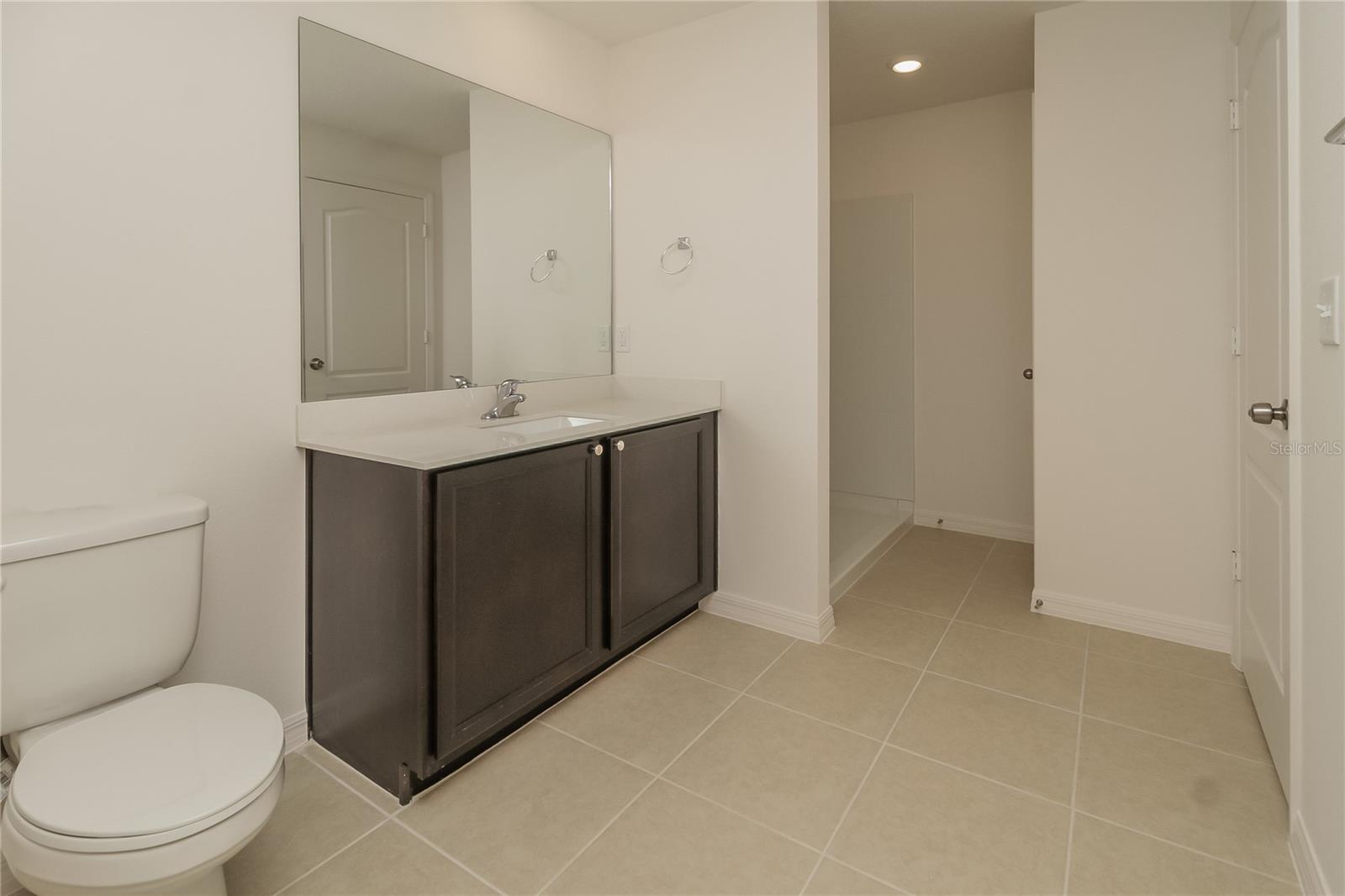 MEADOW RDG/GRAND ISLAND PH 2 - Residential Lease