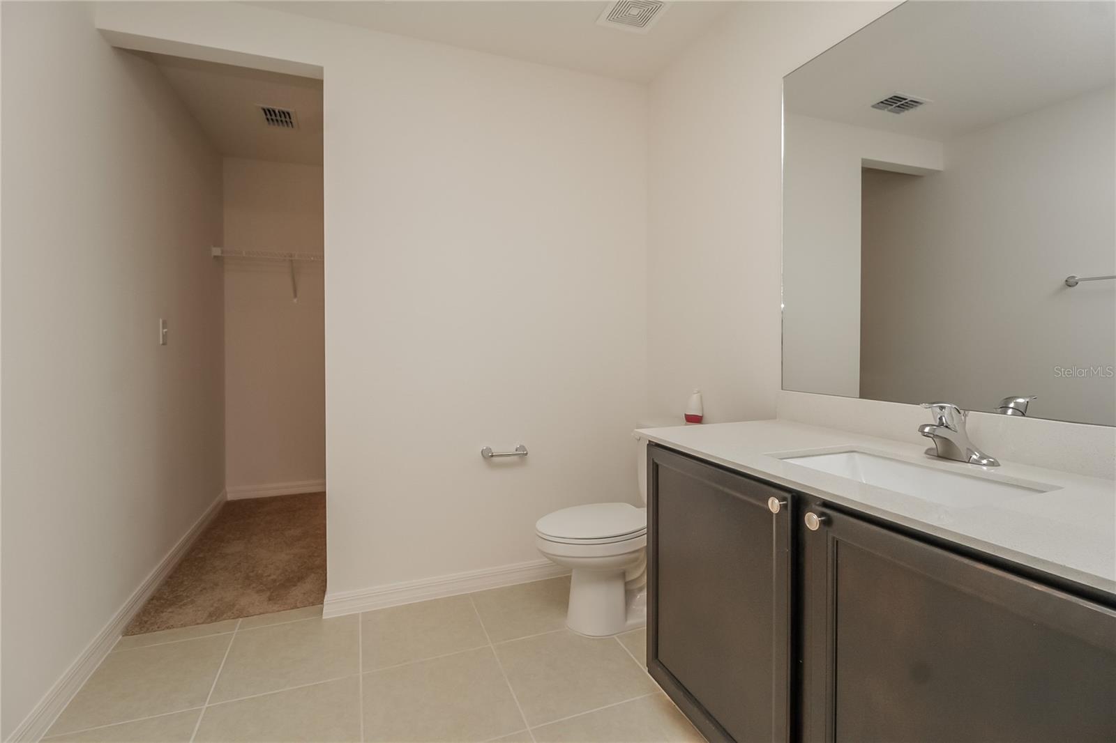 MEADOW RDG/GRAND ISLAND PH 2 - Residential Lease