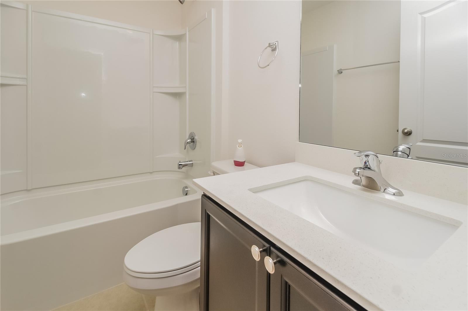 MEADOW RDG/GRAND ISLAND PH 2 - Residential Lease