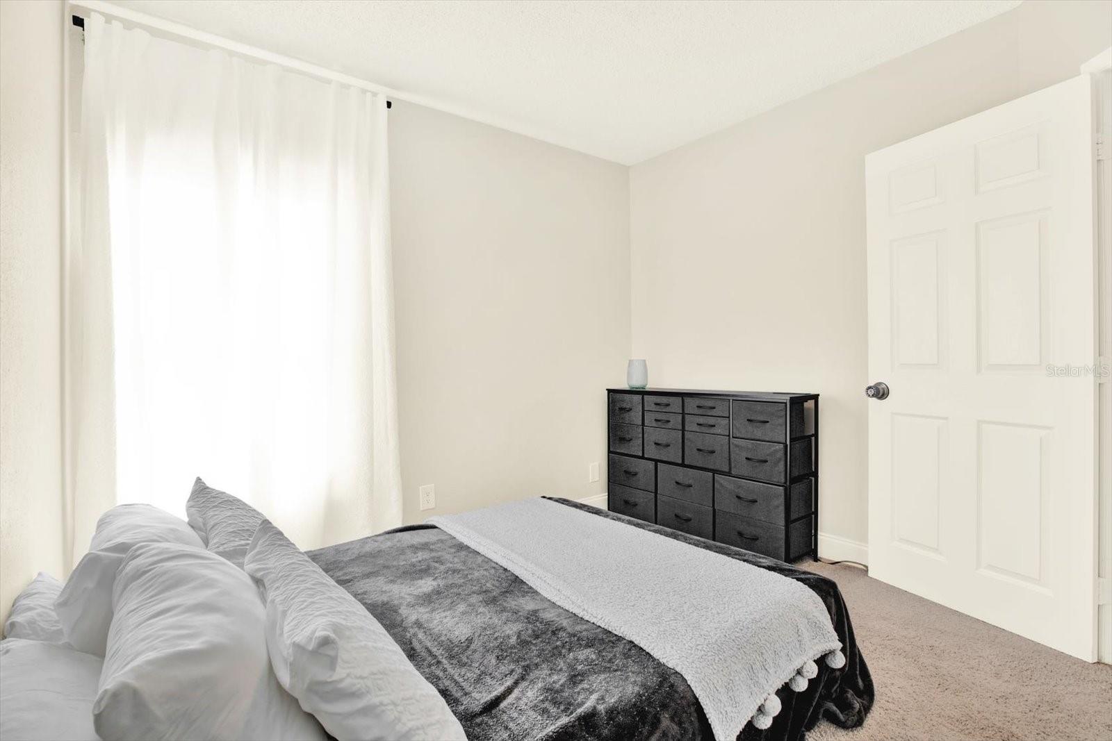 HODGES SHADY GROVE - Residential