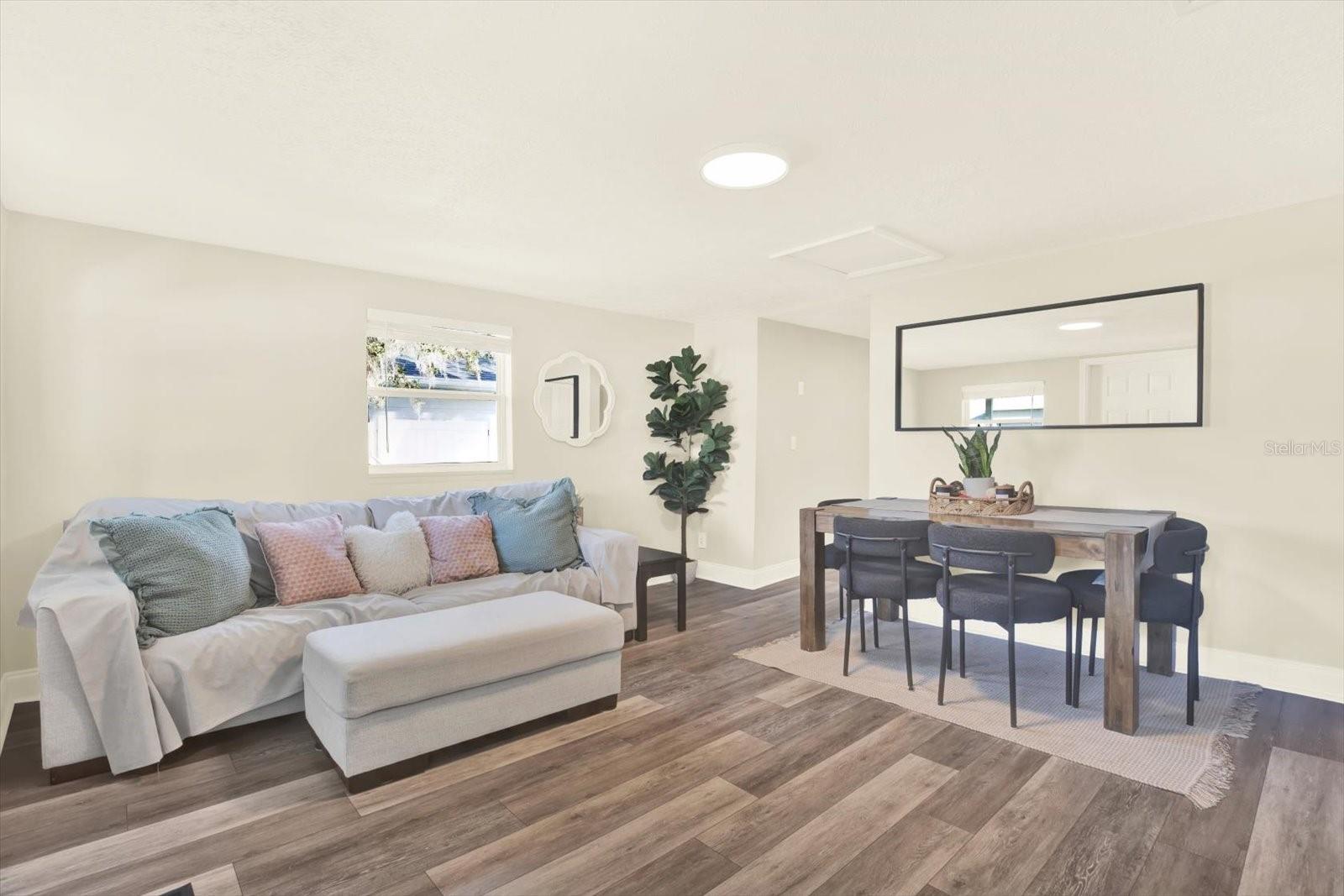 HODGES SHADY GROVE - Residential