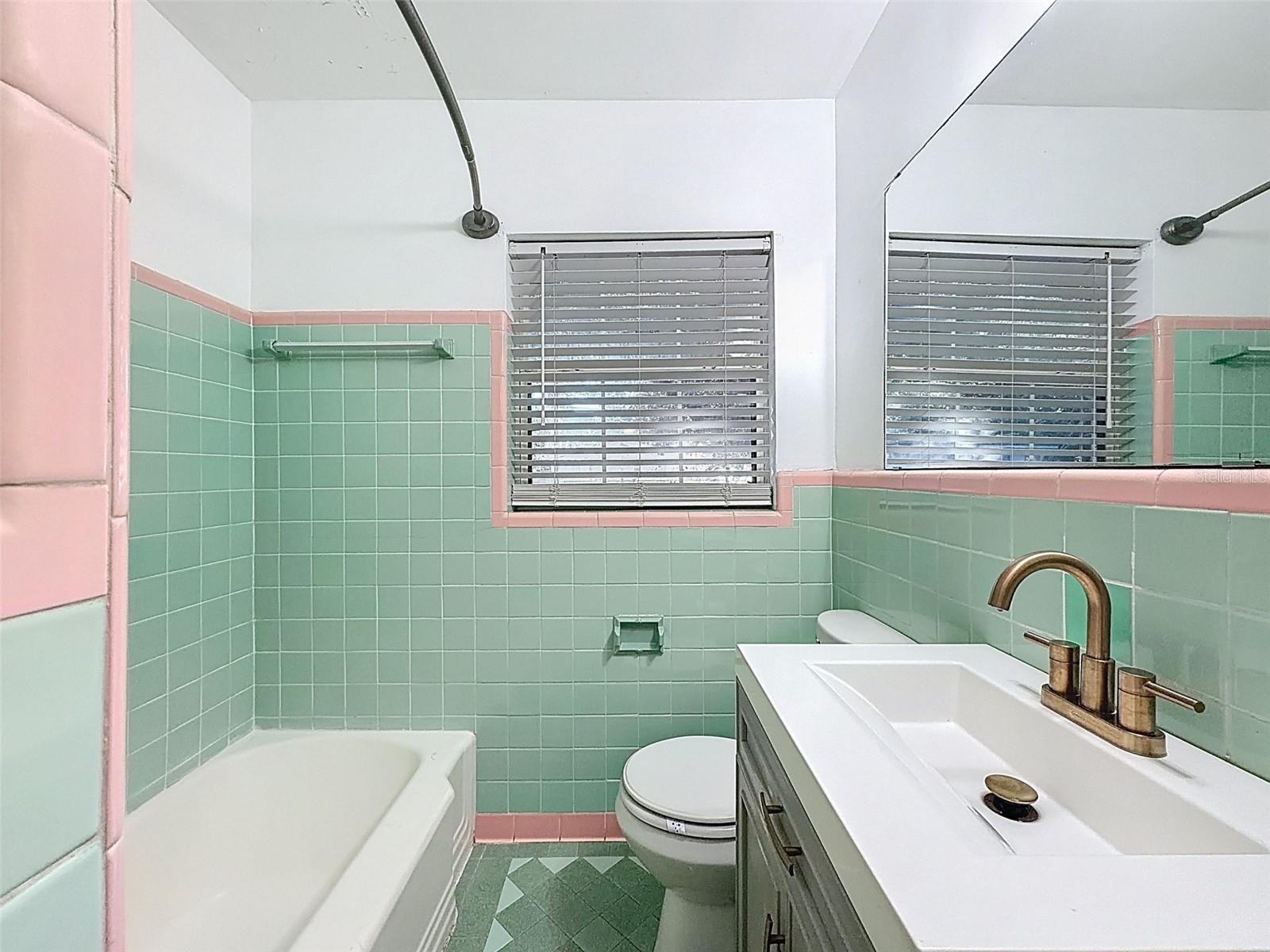 SKY CREST UNIT 3 - Residential