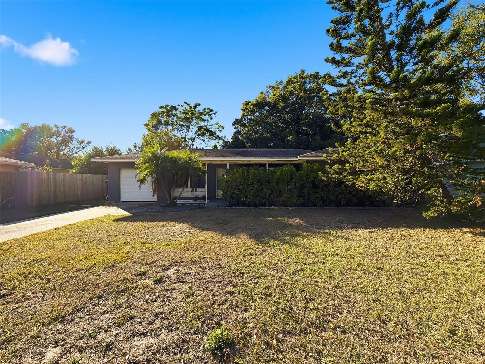 SKY CREST UNIT 3 - Residential