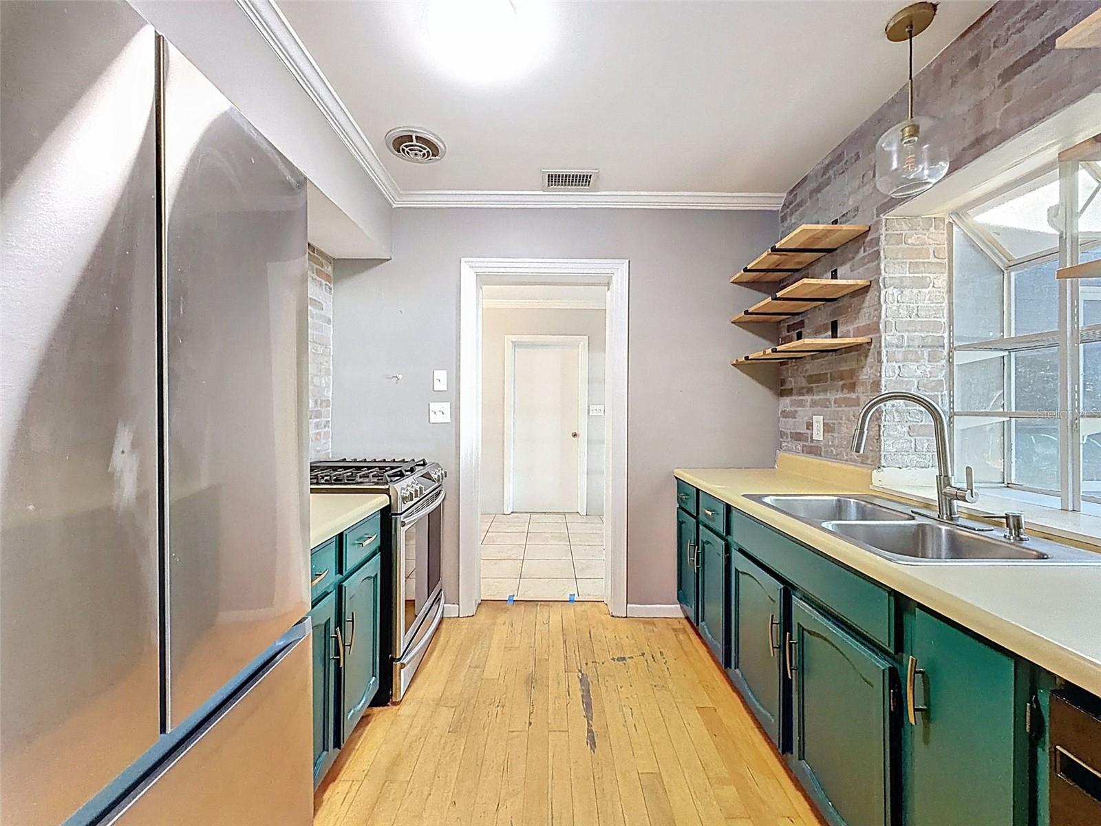 SKY CREST UNIT 3 - Residential