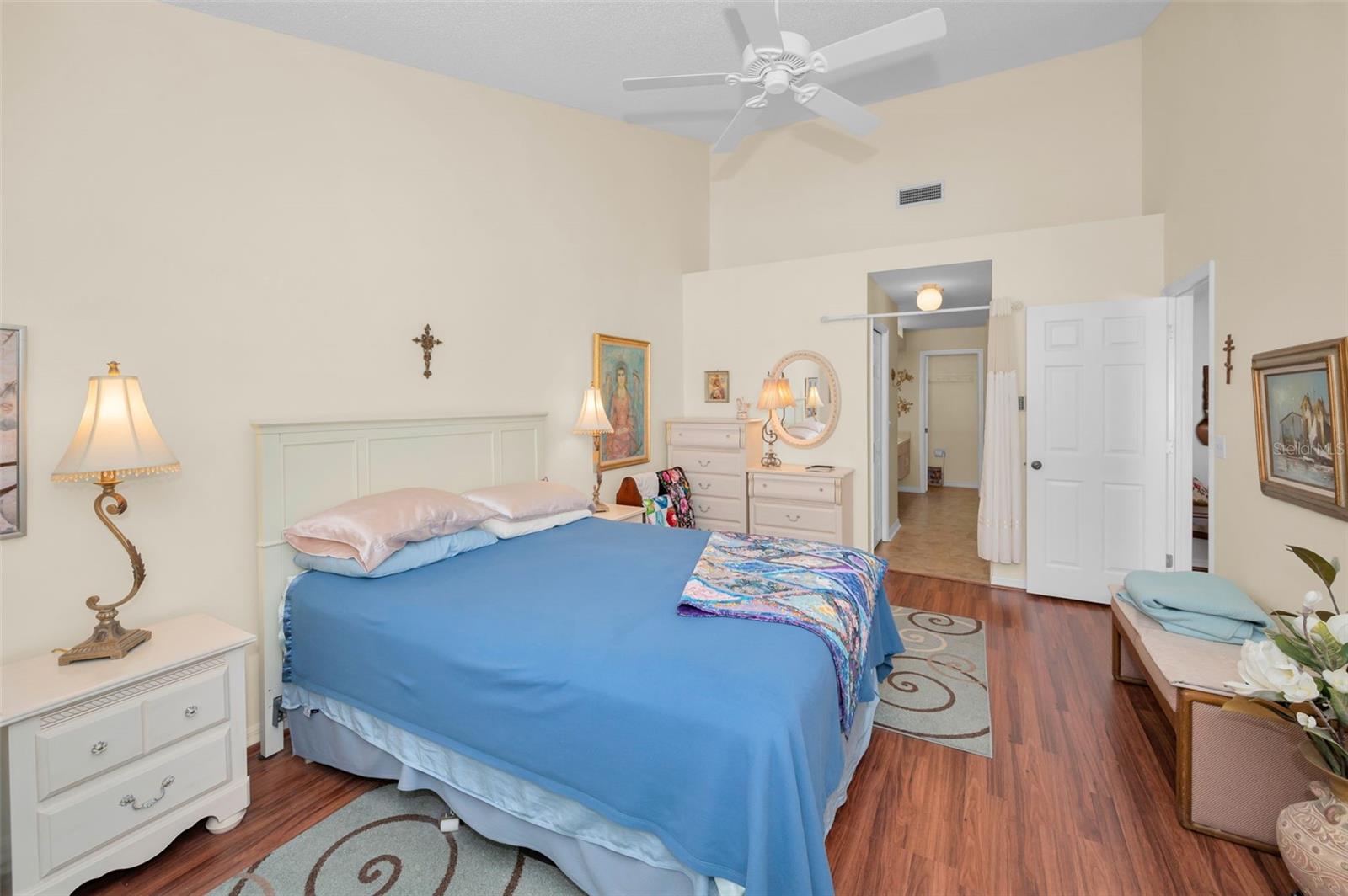 OVERLOOK - Residential