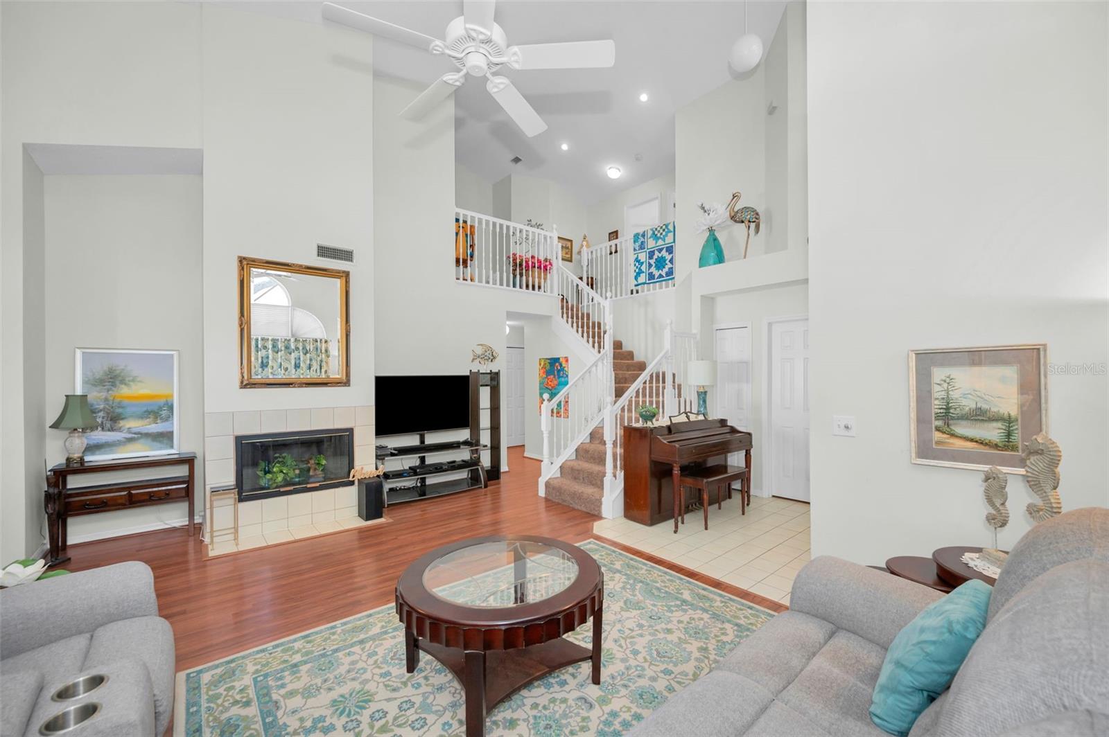 OVERLOOK - Residential