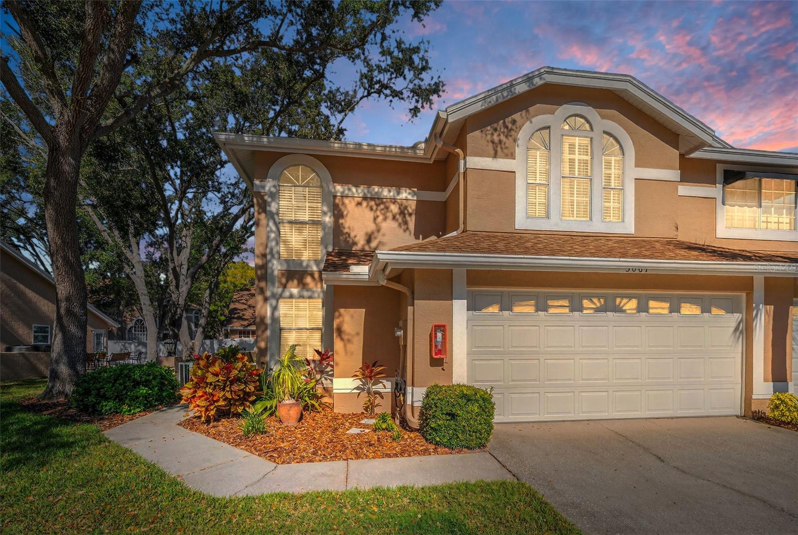 OVERLOOK - Residential