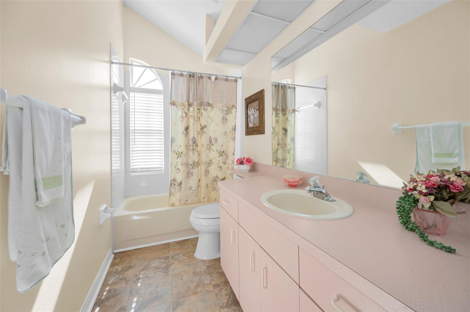 OVERLOOK - Residential