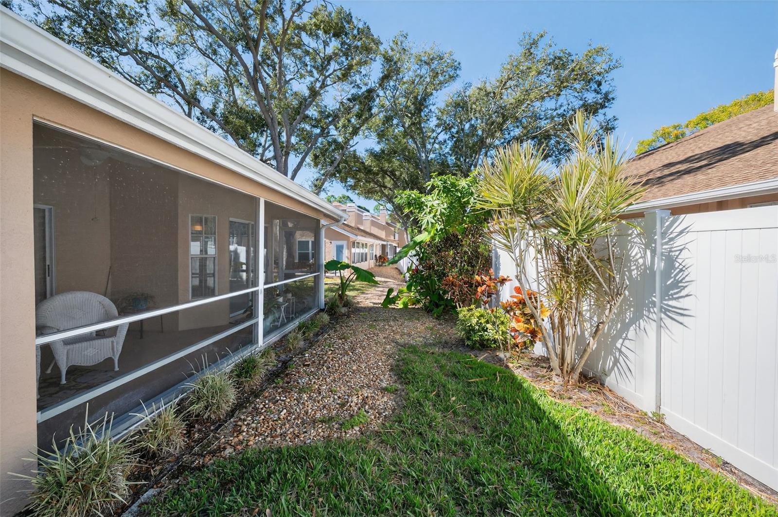 OVERLOOK - Residential