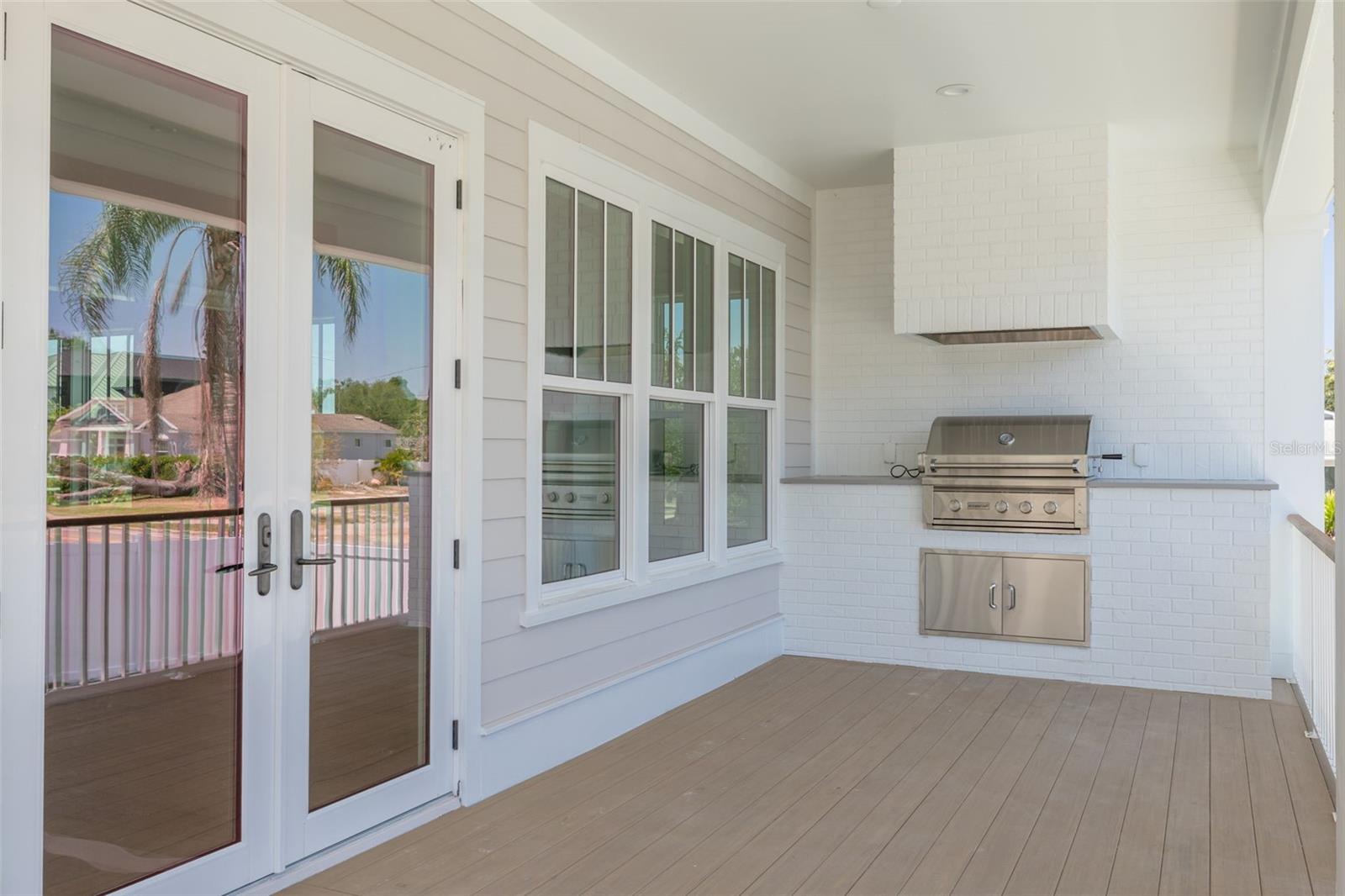 SNELL ISLE BRIGHTBAY - Residential