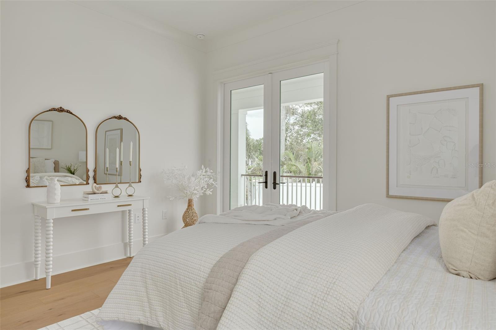 SNELL ISLE BRIGHTBAY - Residential