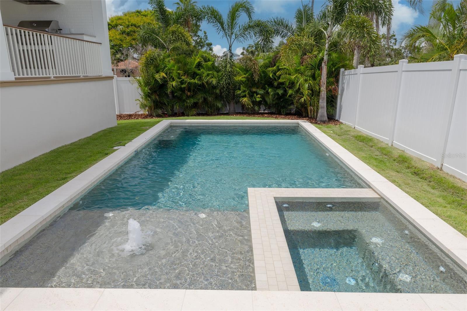 SNELL ISLE BRIGHTBAY - Residential