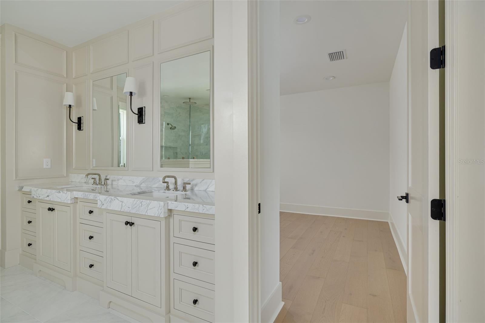 SNELL ISLE BRIGHTBAY - Residential