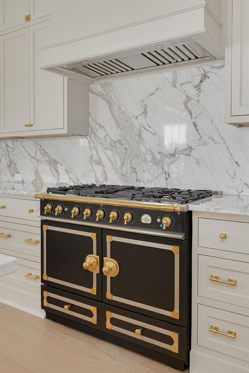 SNELL ISLE BRIGHTBAY - Residential