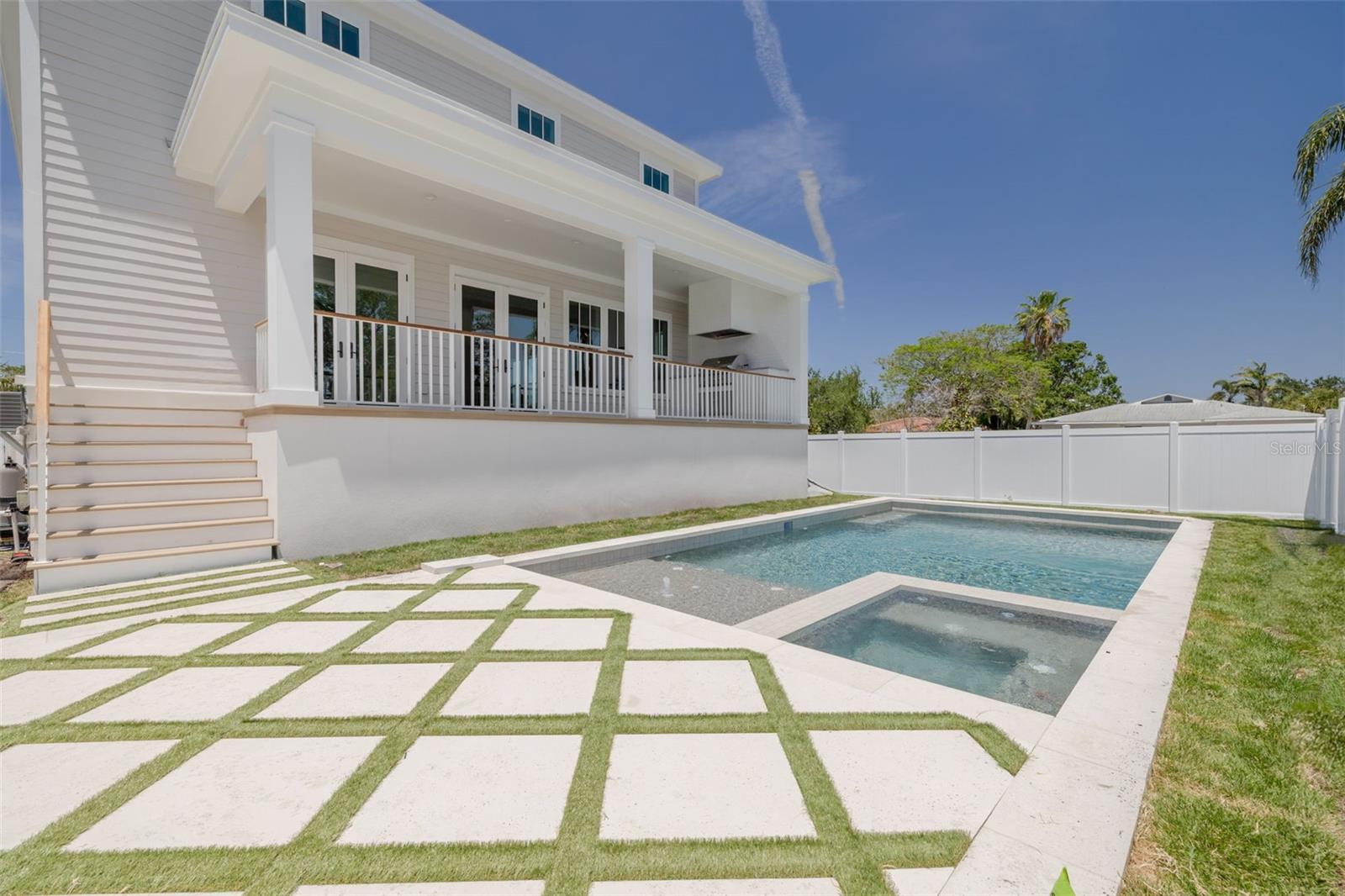 SNELL ISLE BRIGHTBAY - Residential