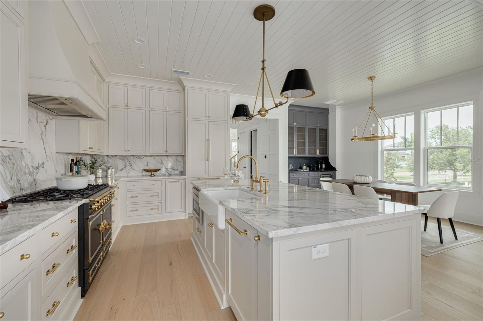 SNELL ISLE BRIGHTBAY - Residential