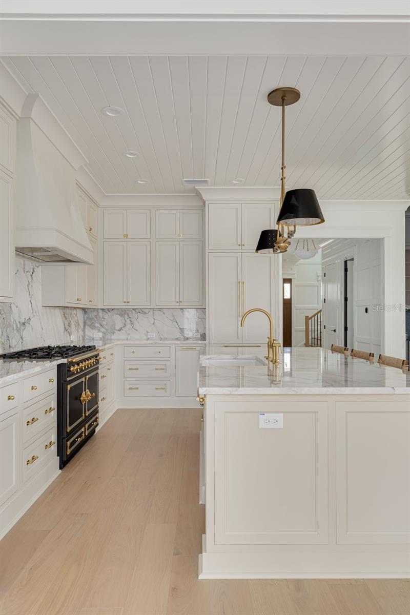 SNELL ISLE BRIGHTBAY - Residential