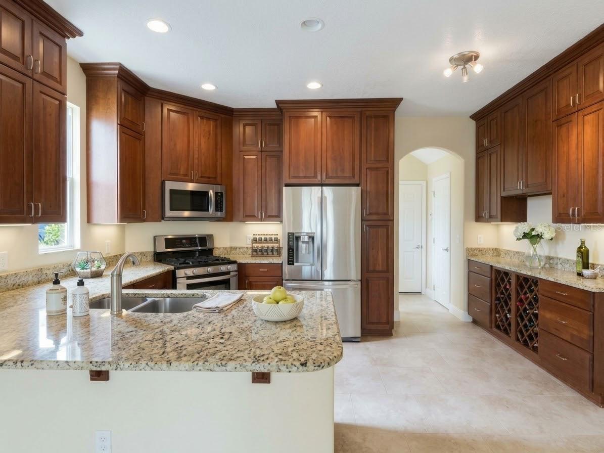 6628 BOUGANVILLEA CRESCENT DRIVE
