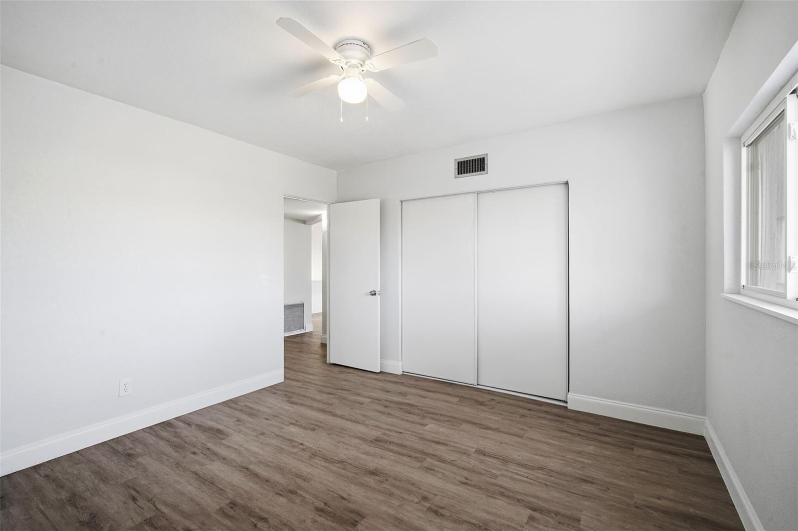 ON TOP OF THE WORLD - Residential