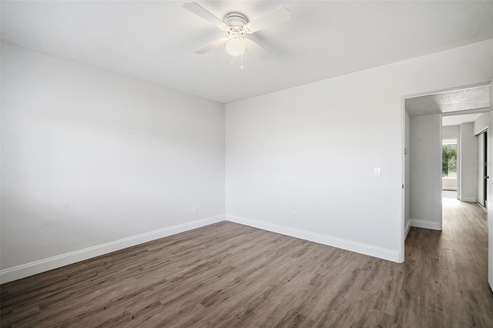 ON TOP OF THE WORLD - Residential