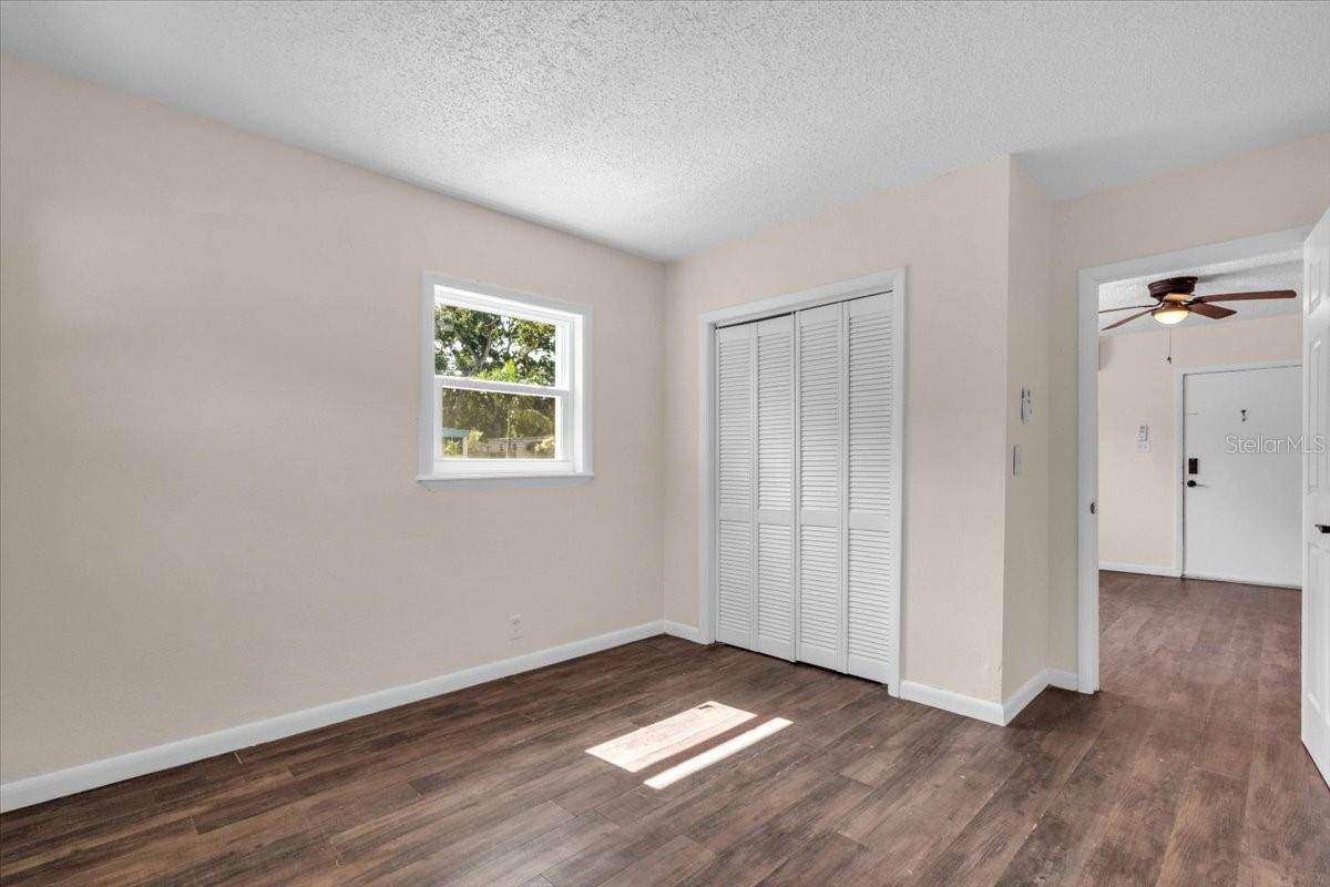 PINE LAKE PARK - Residential Income