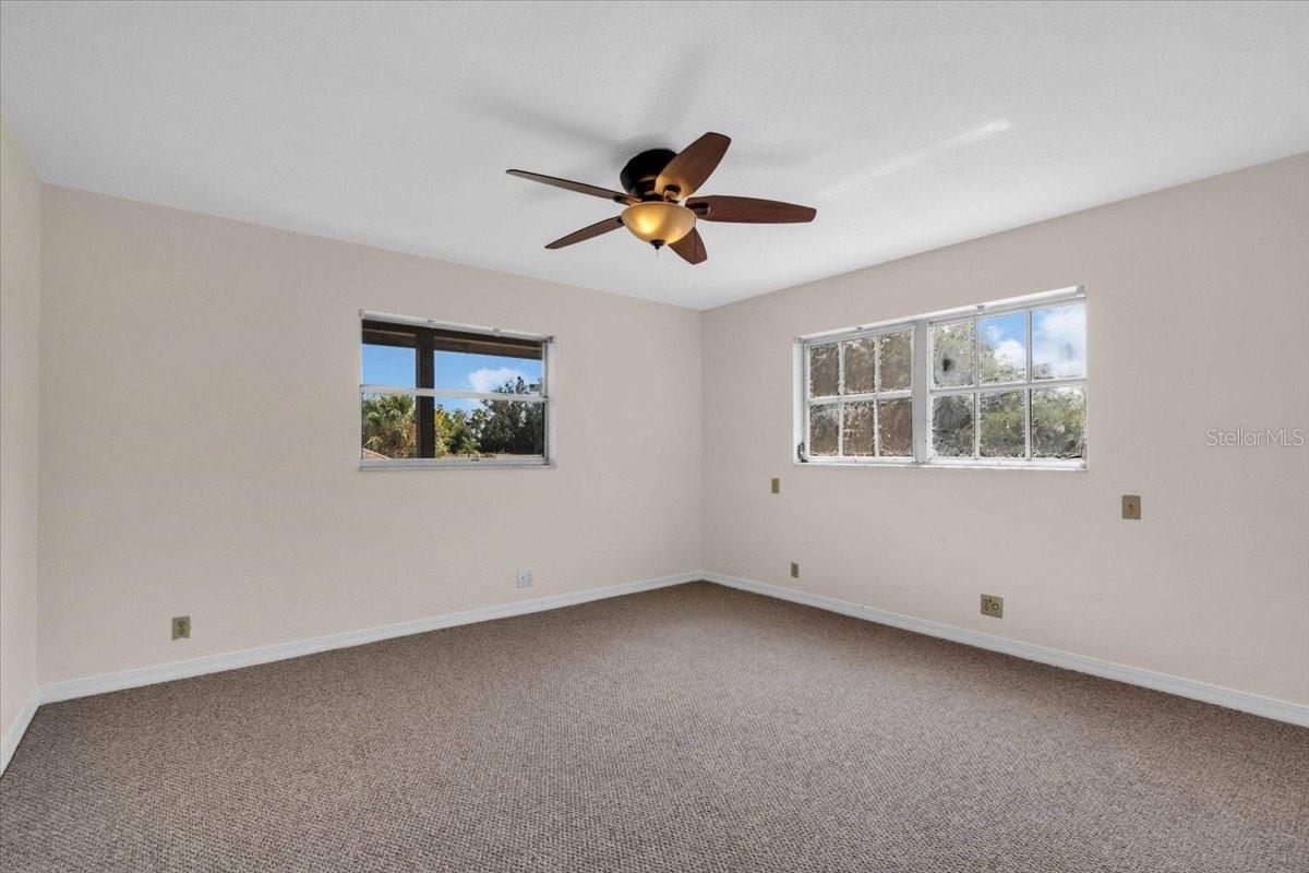 PINE LAKE PARK - Residential Income