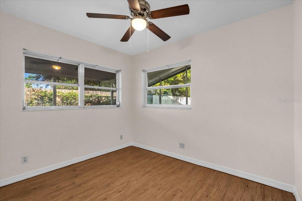 PINE LAKE PARK - Residential Income