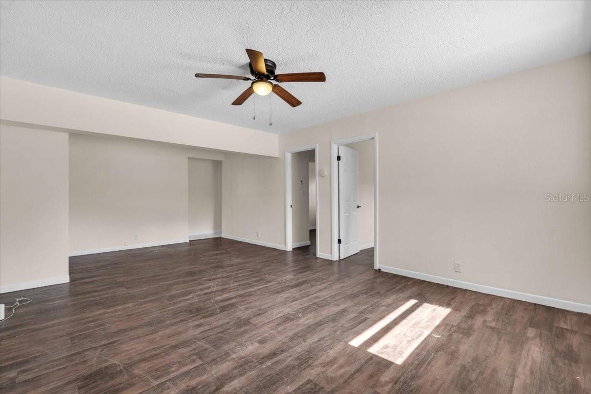 PINE LAKE PARK - Residential Income