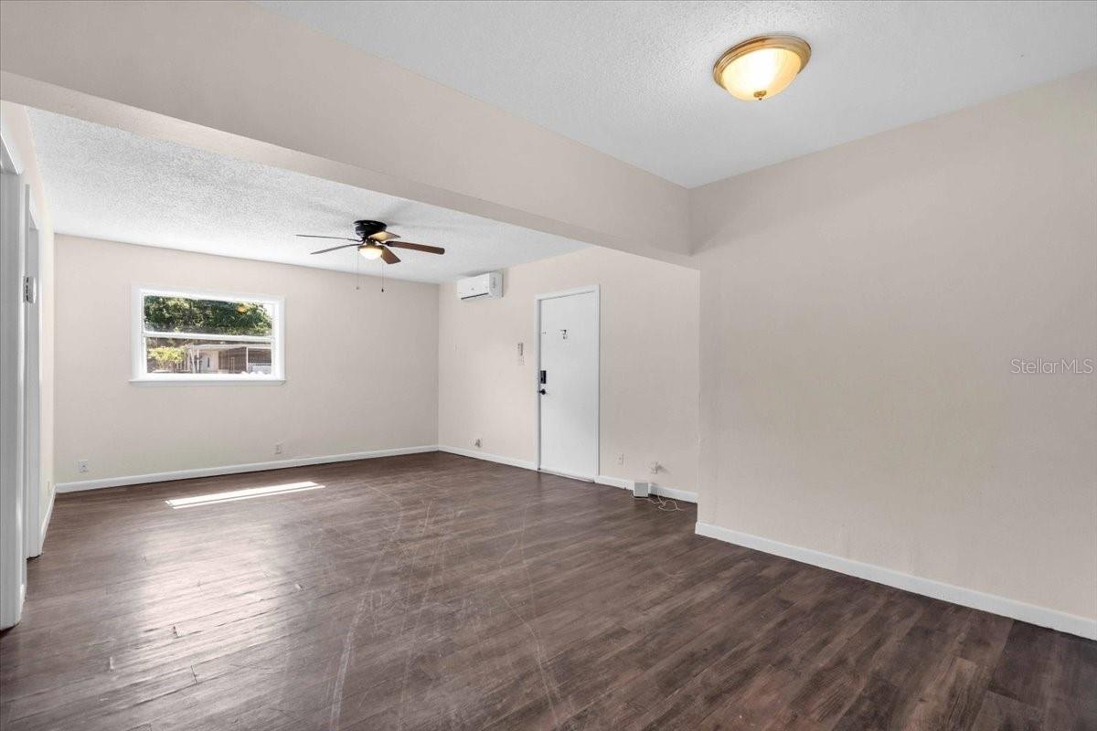 PINE LAKE PARK - Residential Income