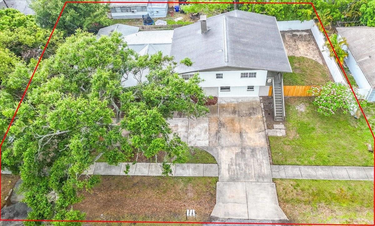 PINE LAKE PARK - Residential Income
