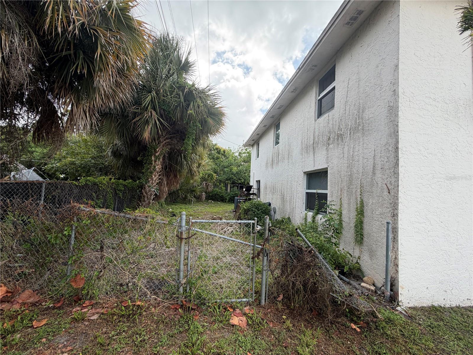 ROOSEVELT ESTATES - Residential