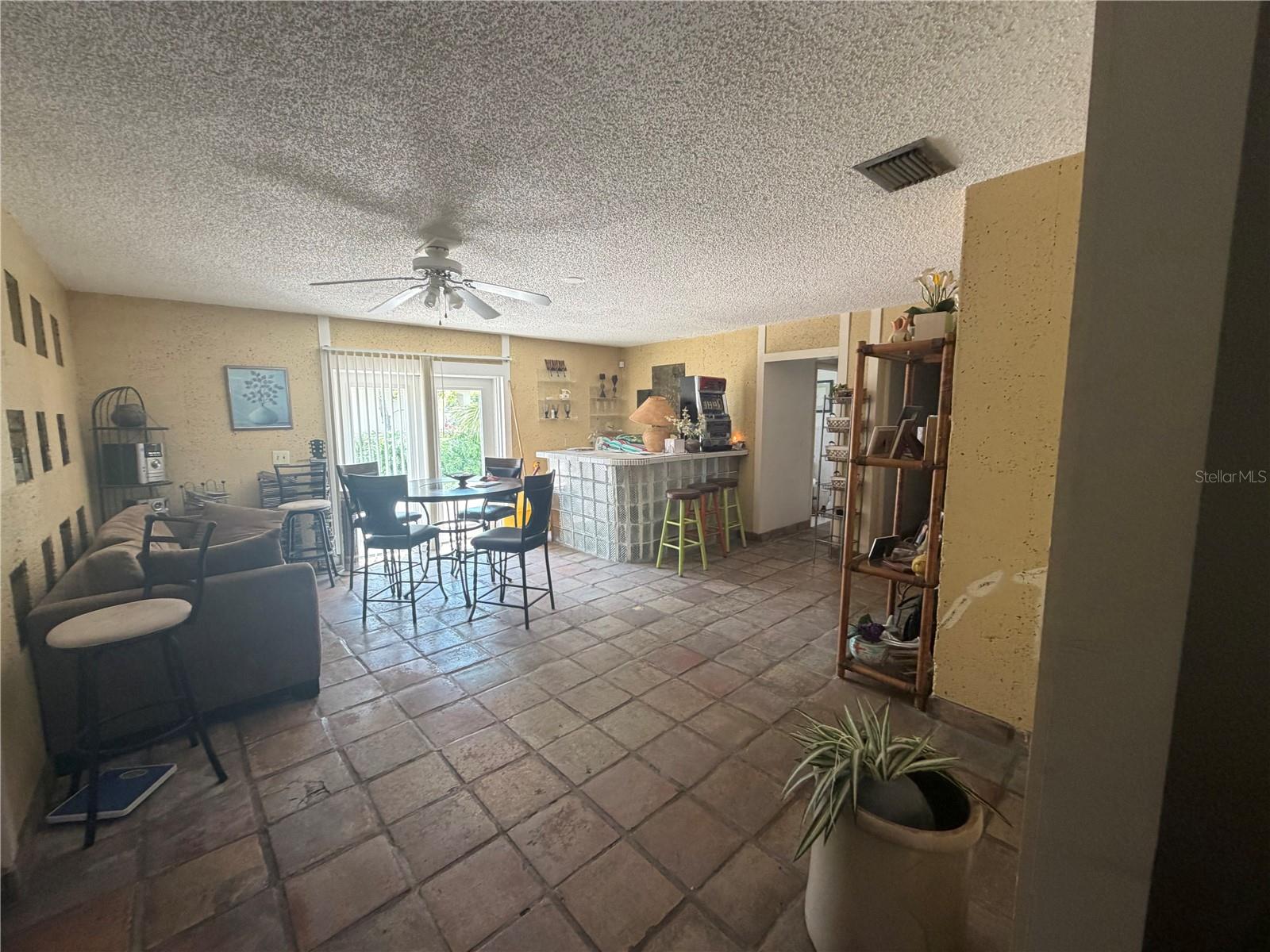 ROOSEVELT ESTATES - Residential