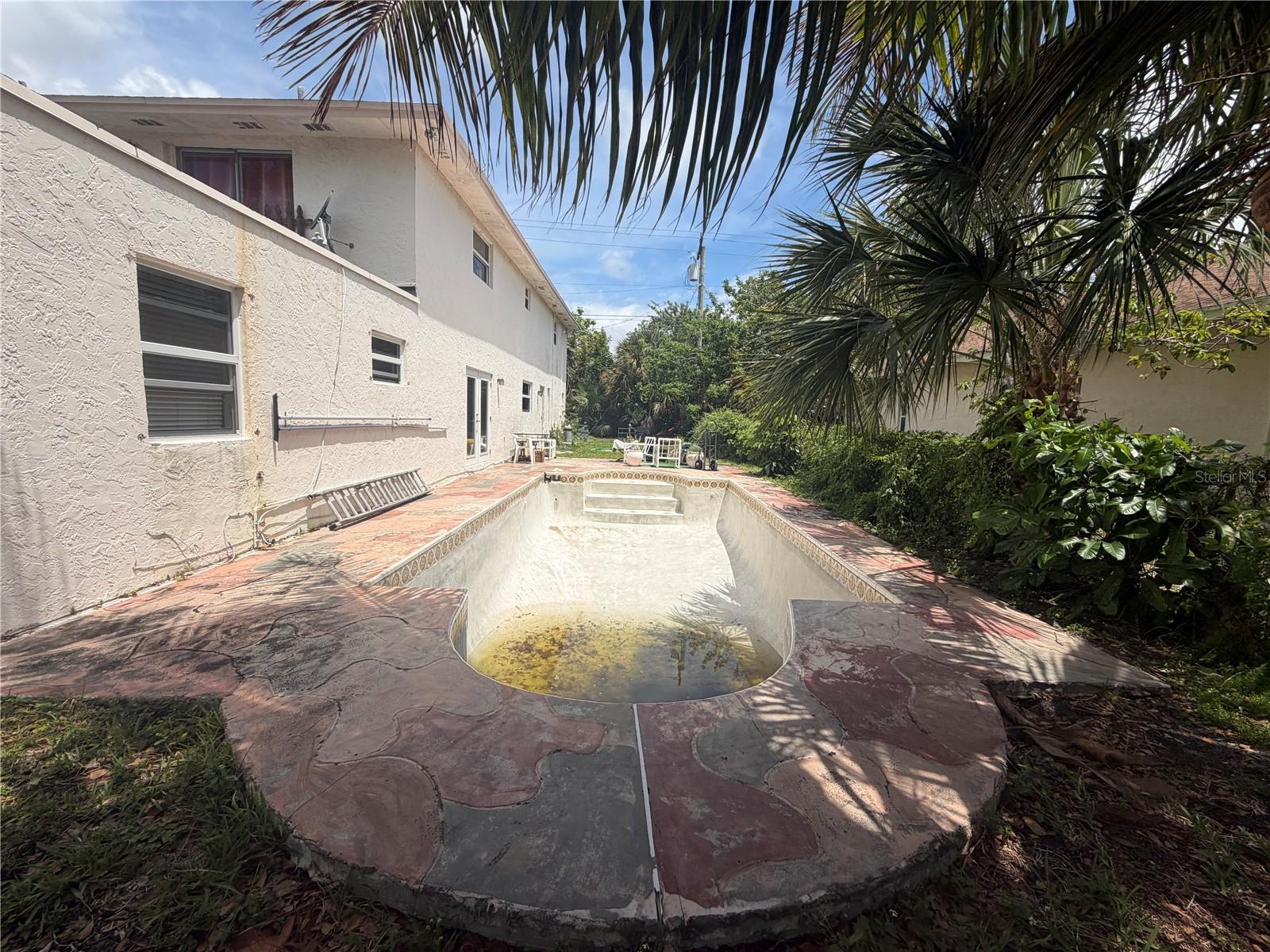 ROOSEVELT ESTATES - Residential