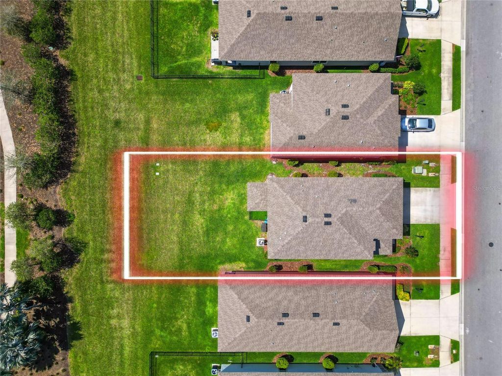 Photo of 3231 Hilltop Circle, Lakewood Ranch, FL 34211 (MLS # L4960301)