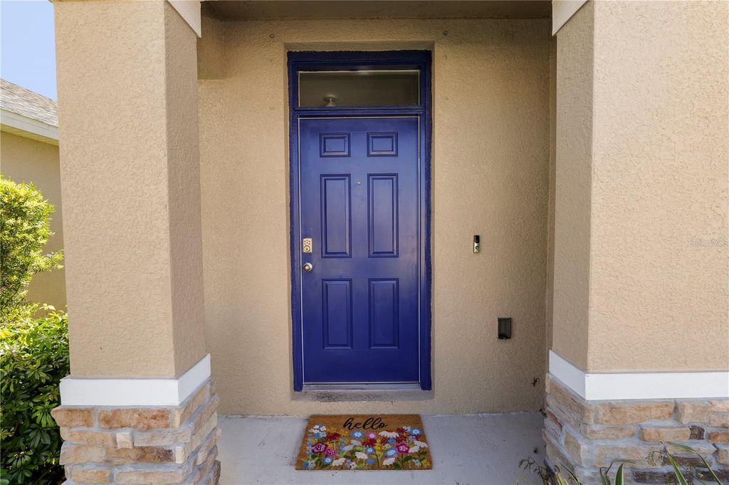 Photo of 3231 Hilltop Circle, Lakewood Ranch, FL 34211 (MLS # L4960301)