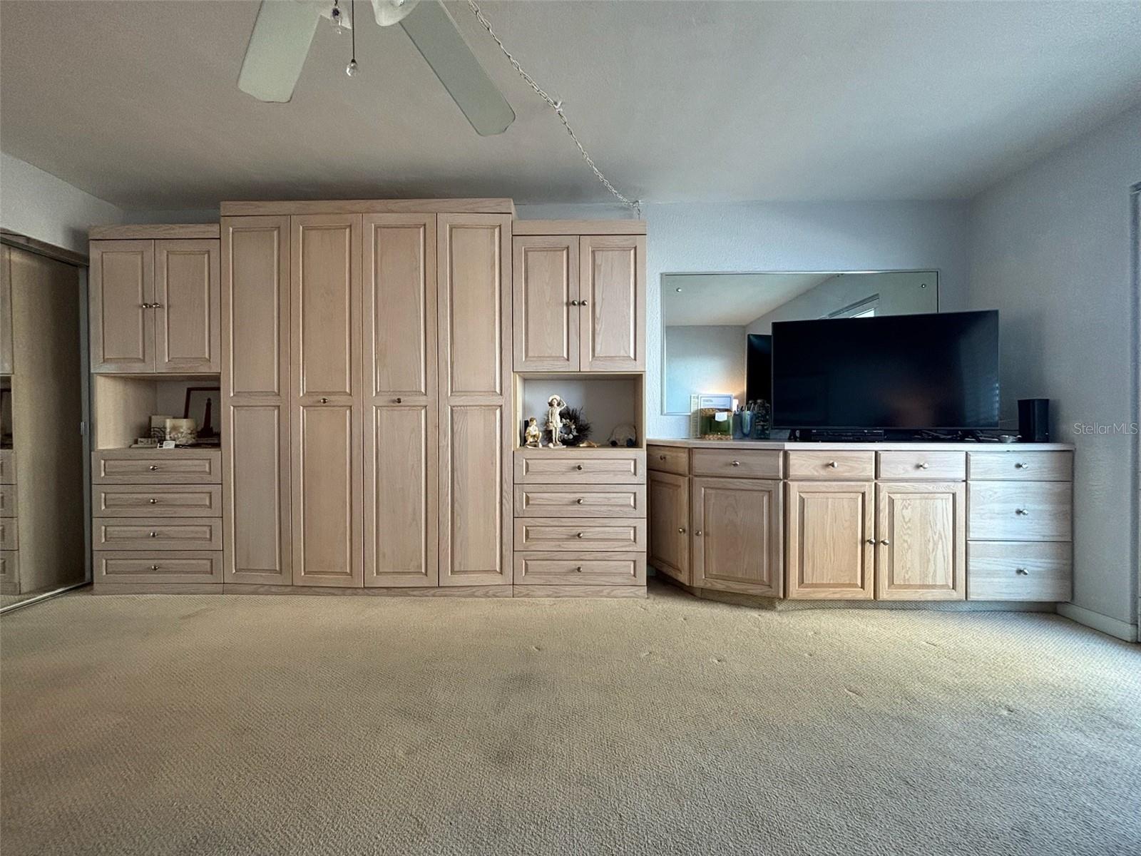 BEACH CLUB CONDO MOTEL - Residential