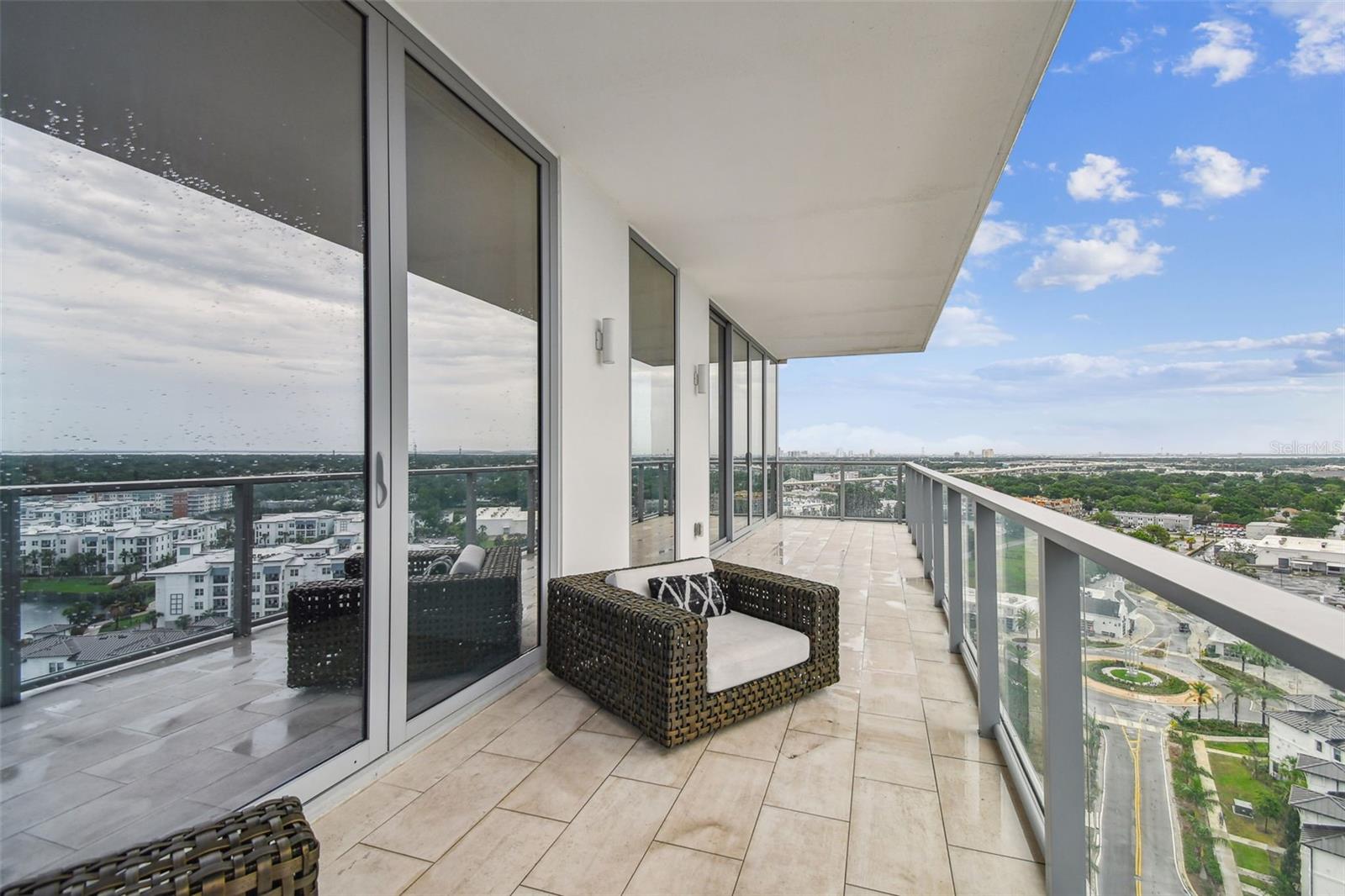 MARINA POINTE - Residential