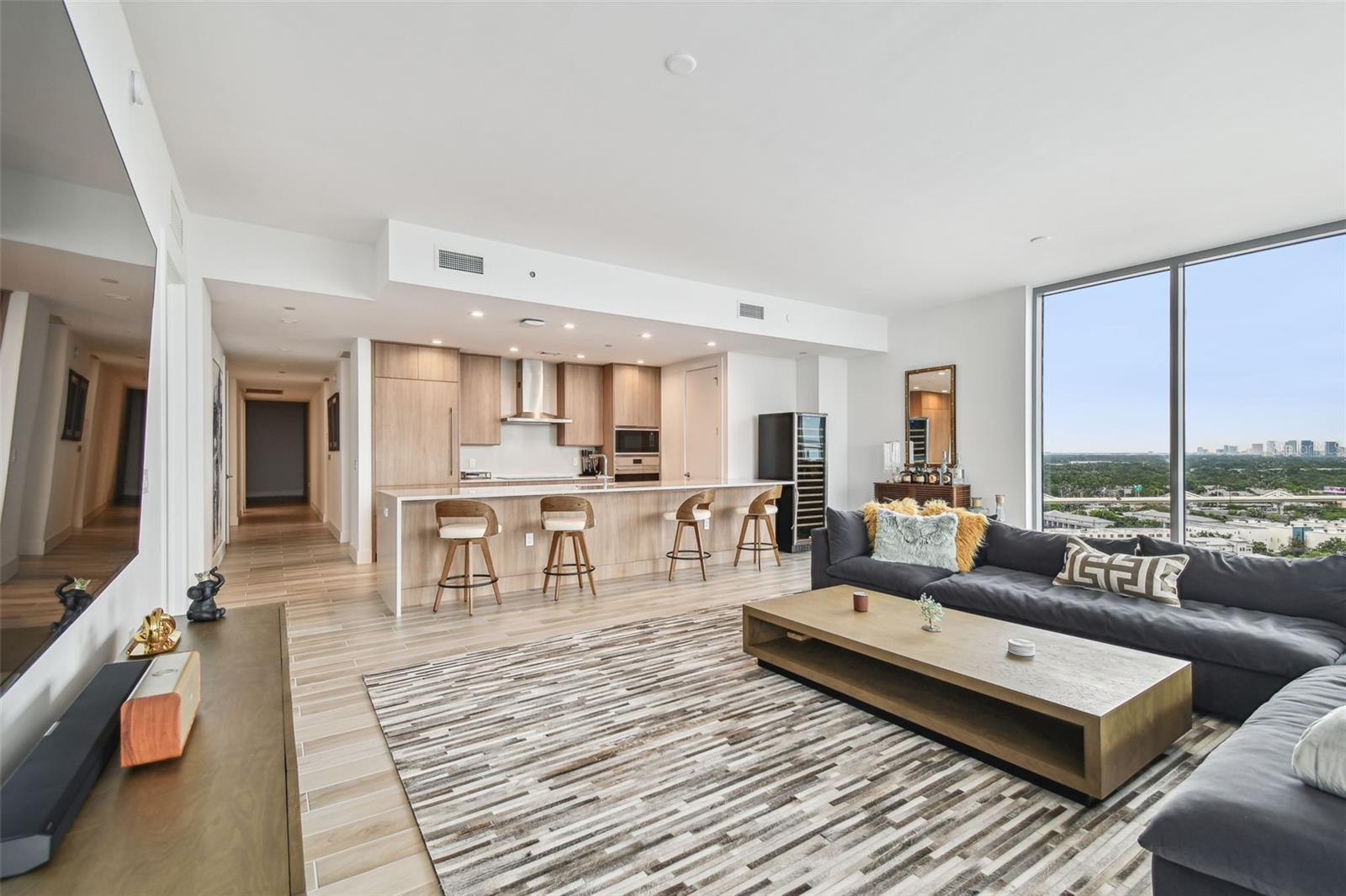 MARINA POINTE - Residential