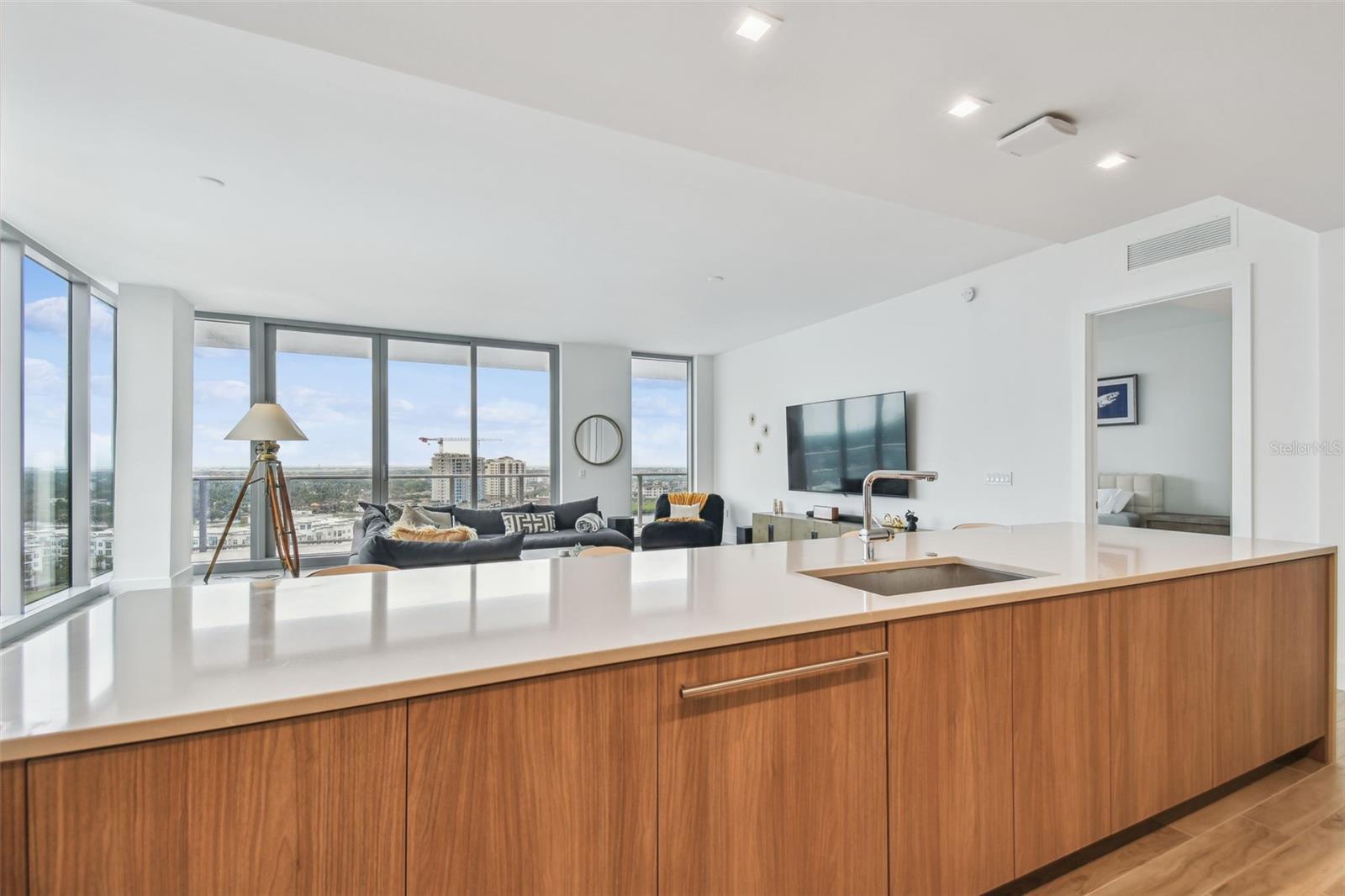 MARINA POINTE - Residential