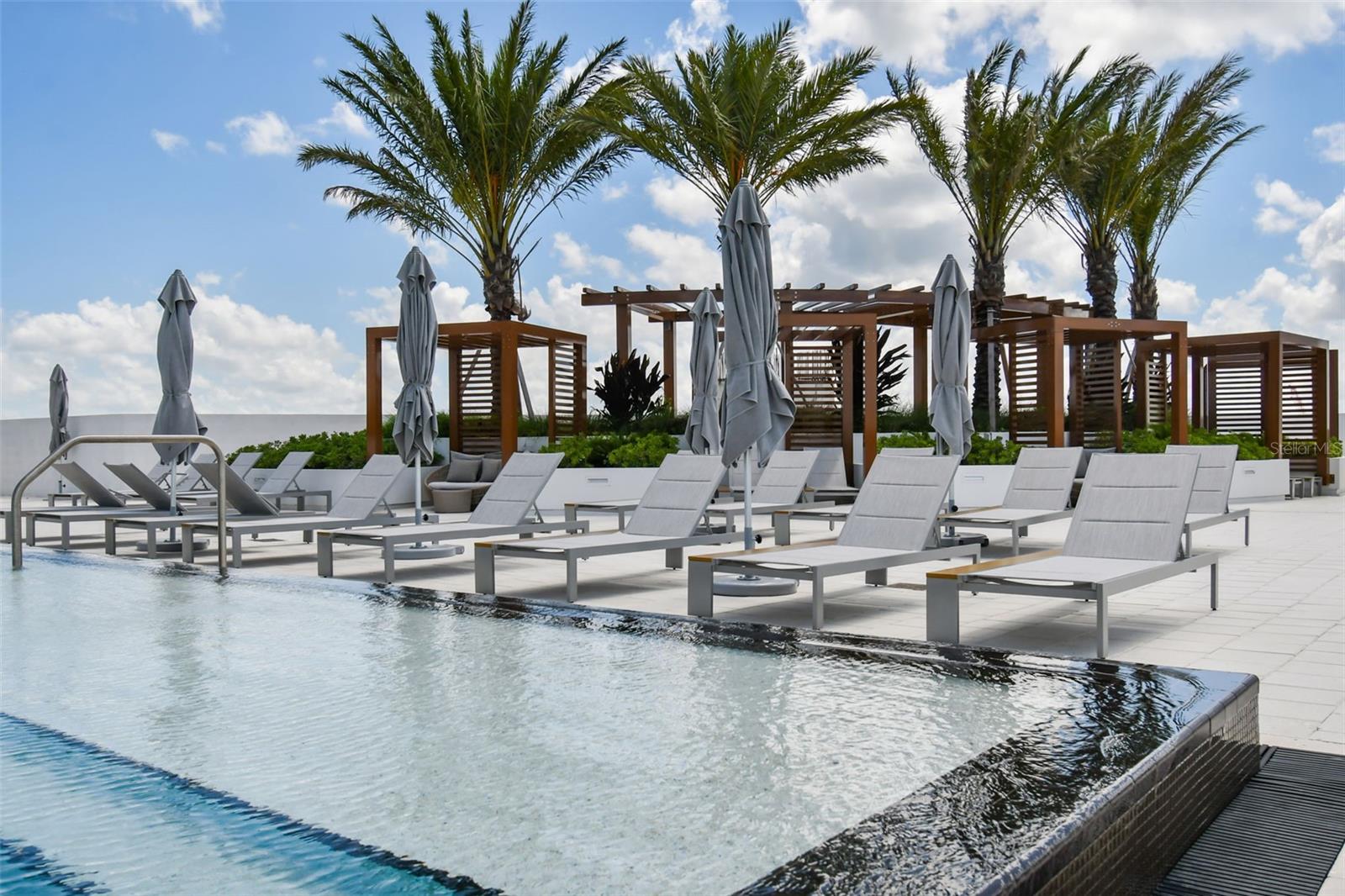 MARINA POINTE - Residential