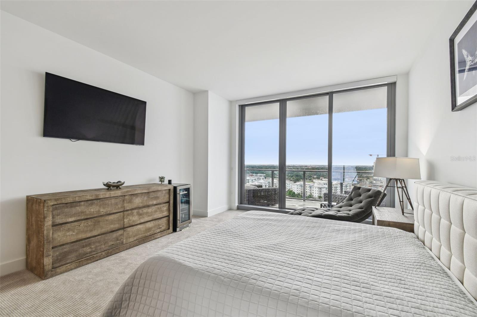 MARINA POINTE - Residential