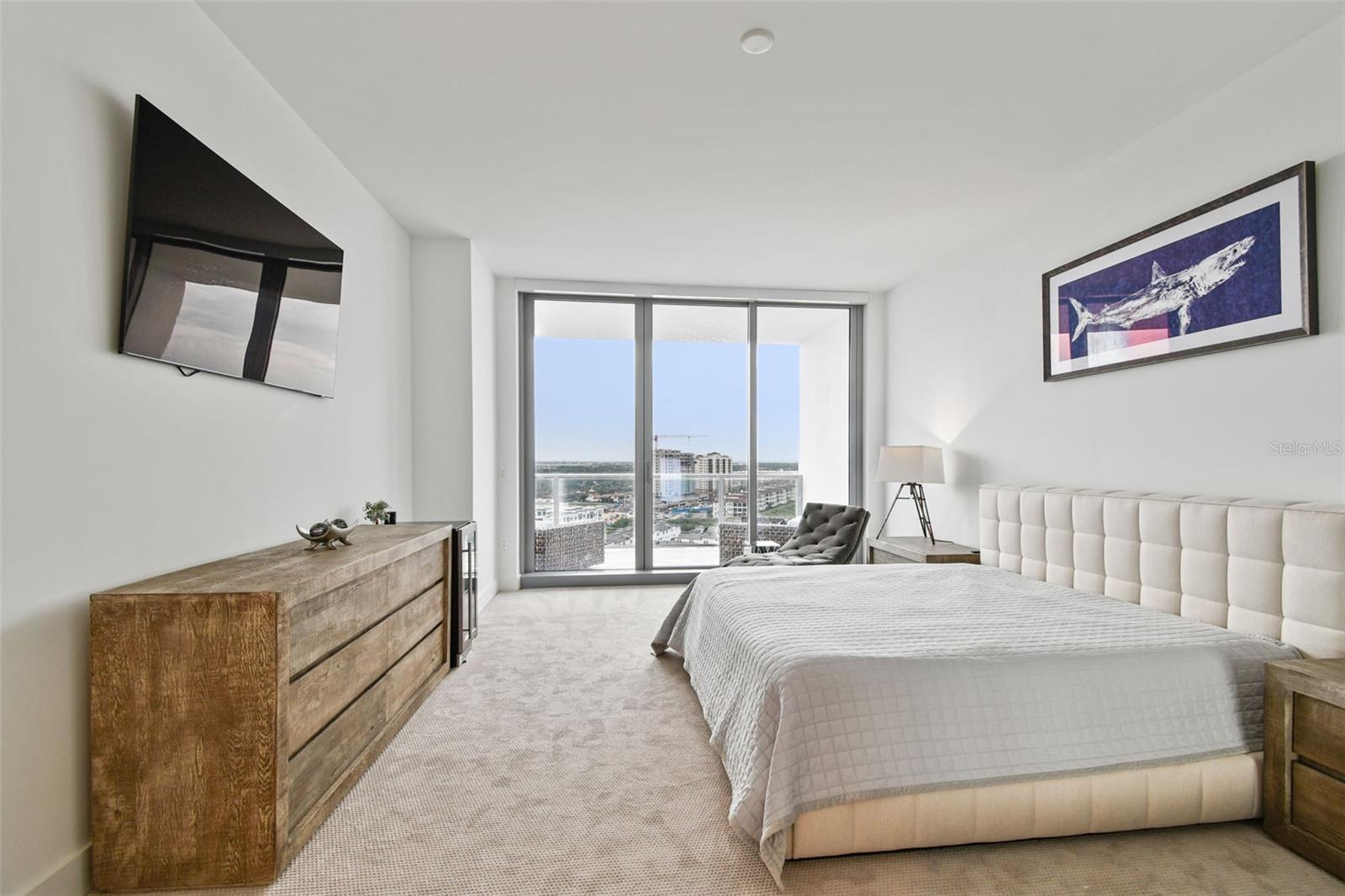 MARINA POINTE - Residential