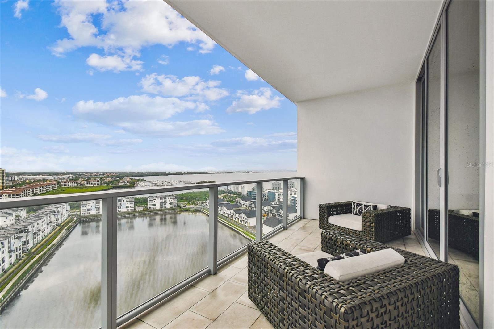 MARINA POINTE - Residential