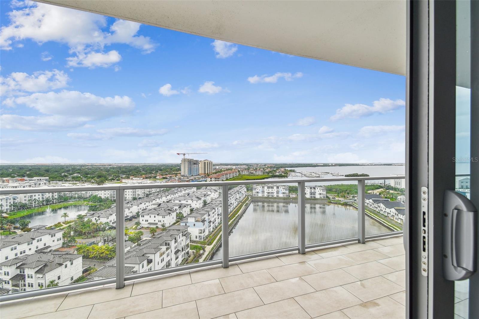 MARINA POINTE - Residential