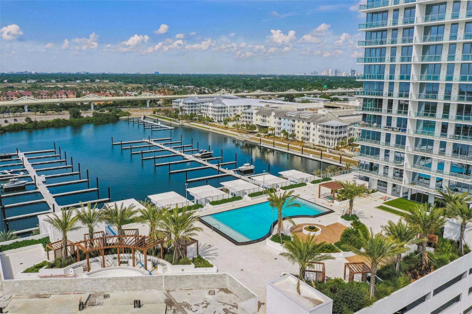 MARINA POINTE - Residential