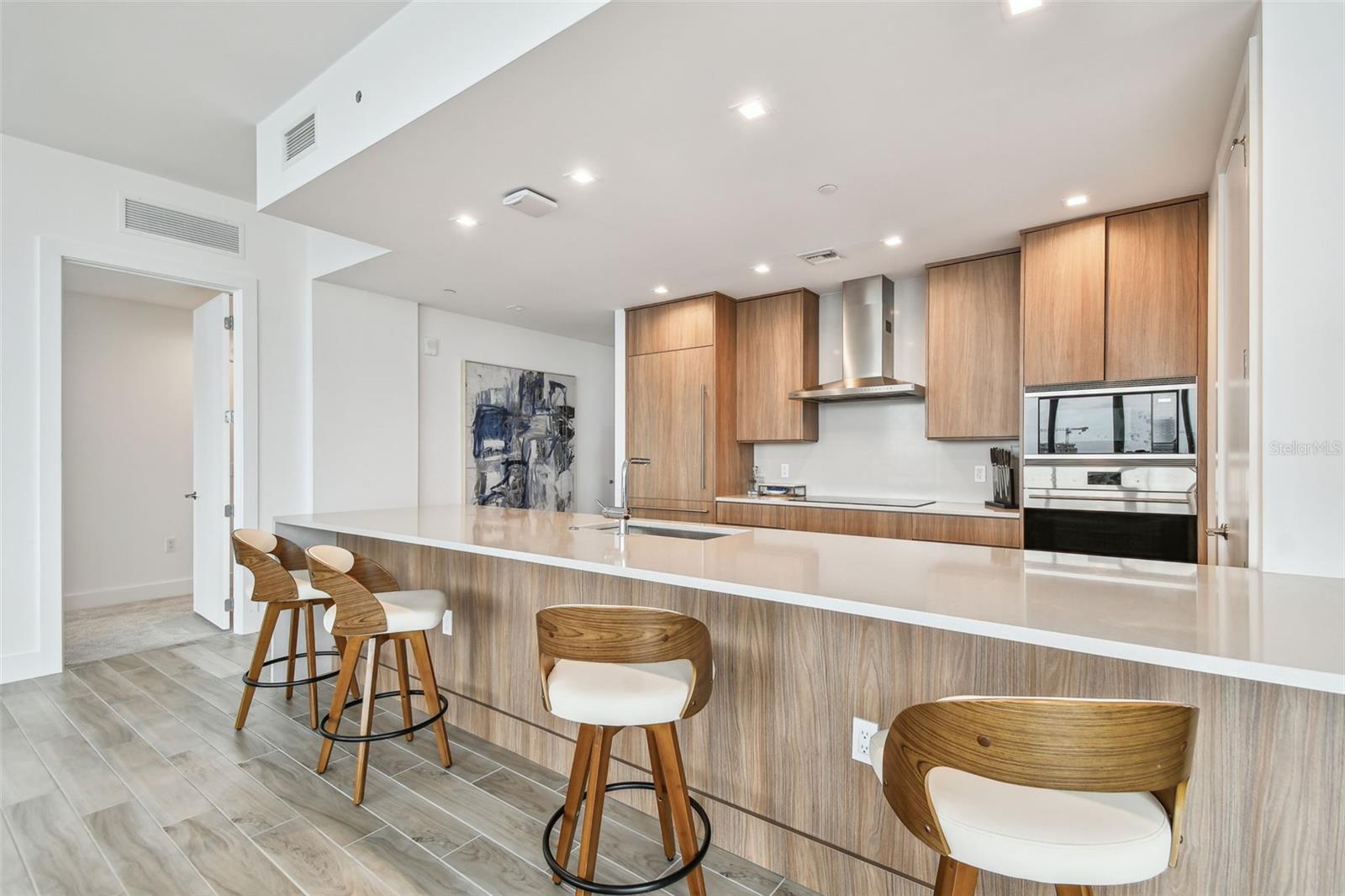 MARINA POINTE - Residential