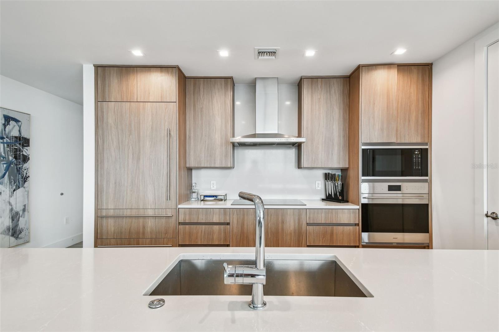 MARINA POINTE - Residential