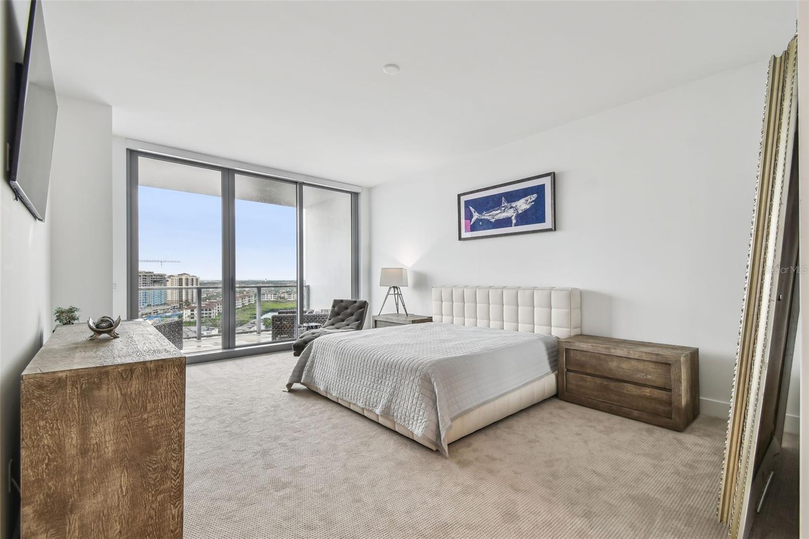 MARINA POINTE - Residential