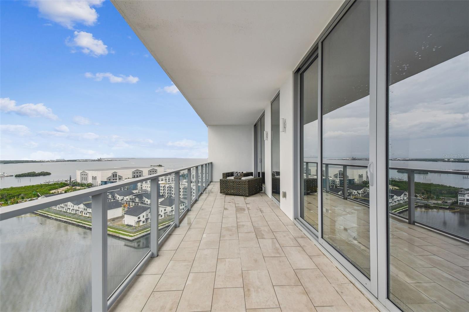 MARINA POINTE - Residential