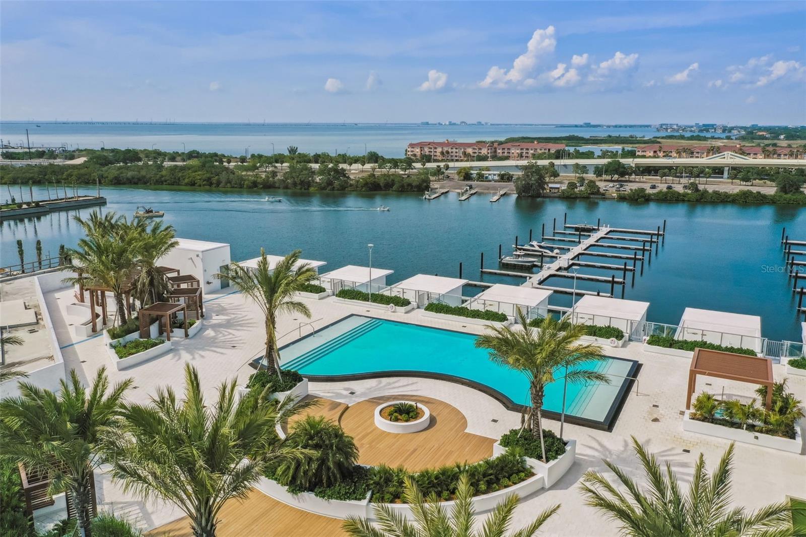 MARINA POINTE - Residential